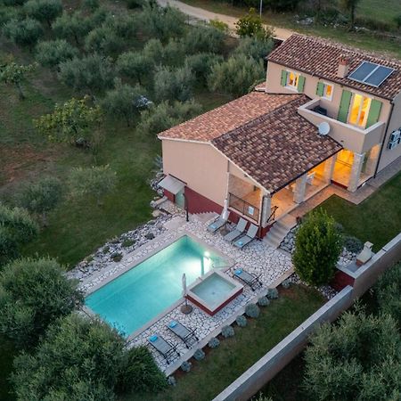 Villa Nona Marija Sveti Lovreč Pazenatički Екстериор снимка