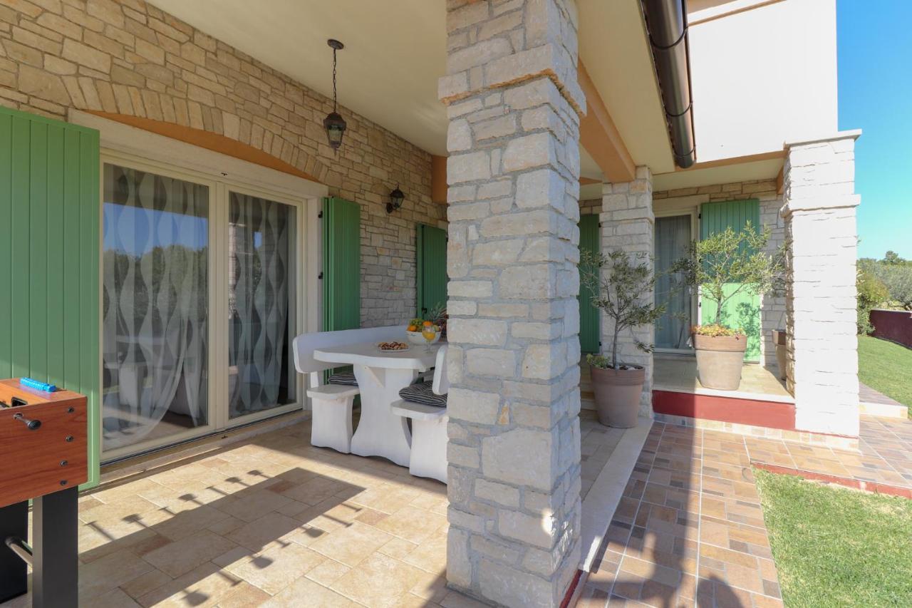Villa Nona Marija Sveti Lovreč Pazenatički Екстериор снимка