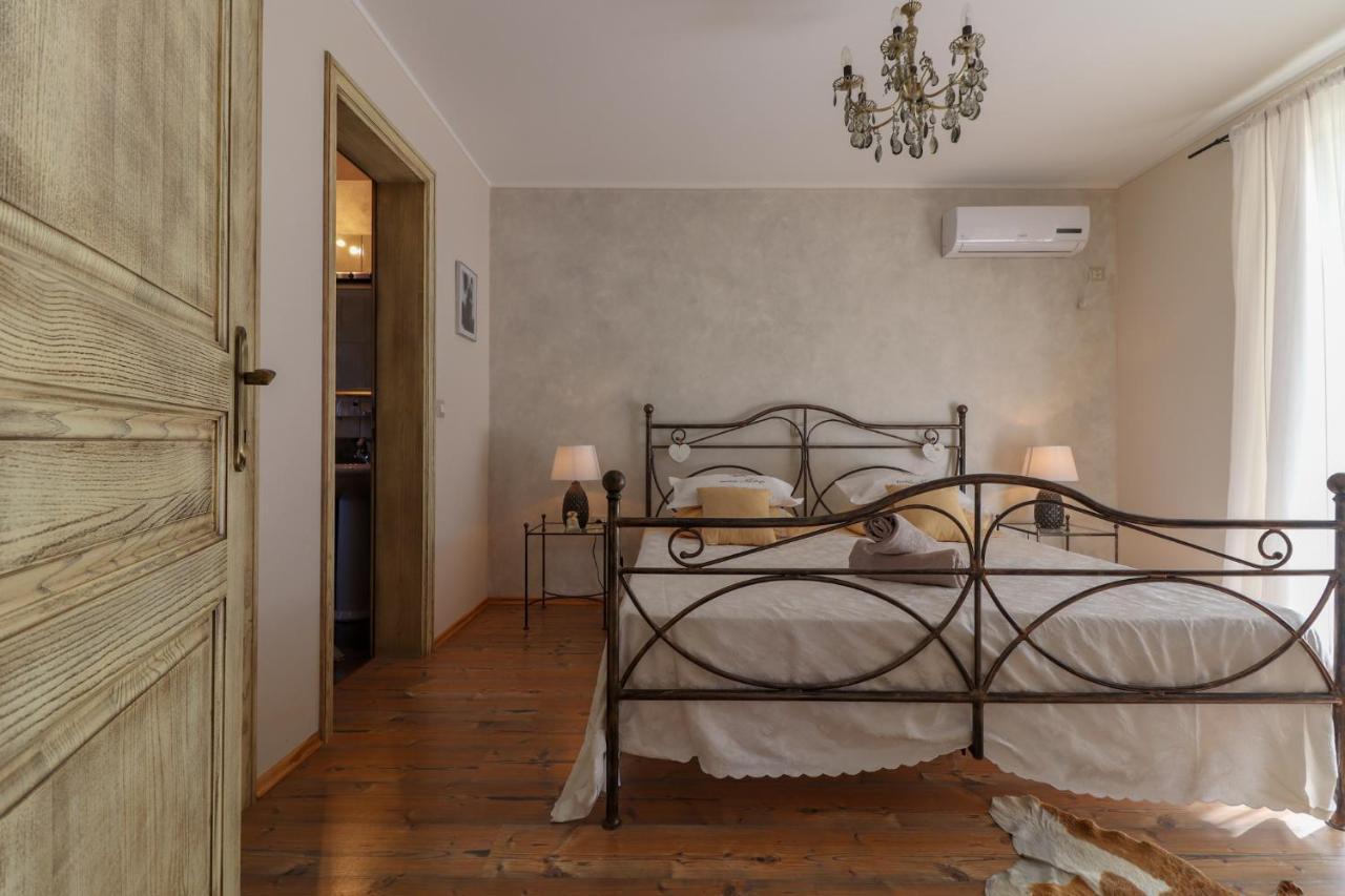 Villa Nona Marija Sveti Lovreč Pazenatički Екстериор снимка