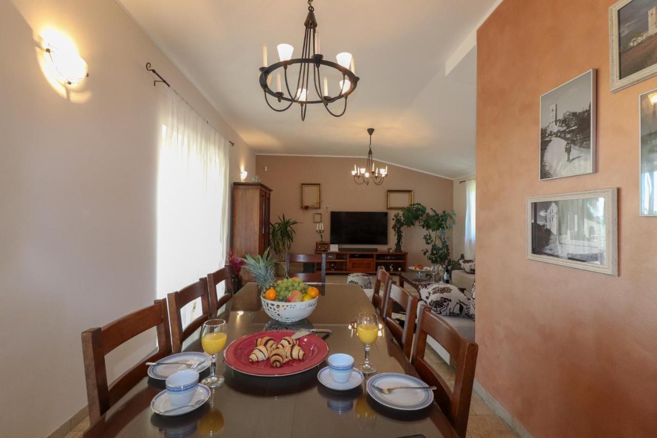 Villa Nona Marija Sveti Lovreč Pazenatički Екстериор снимка